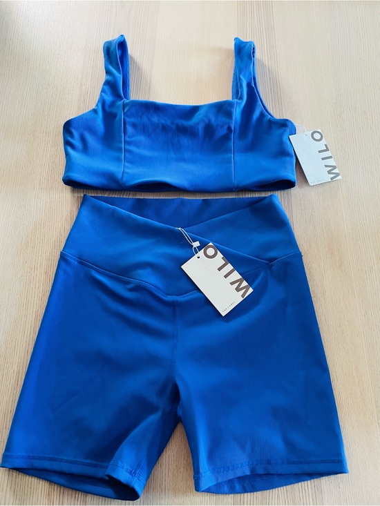 Wilo The Label Tops - NWT Wilo the Label- sports bra and v-waist shorts set, sz L, cobalt blue ($106)